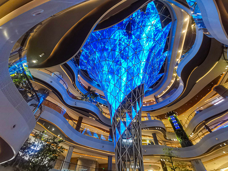 如何選擇LED透明屏廠家呢？