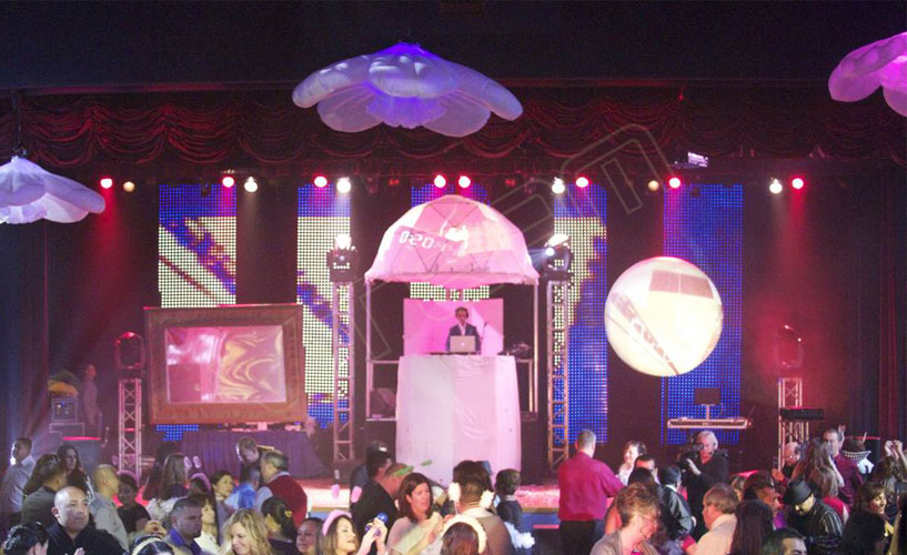 美國(guó)迪士尼晚會(huì)活動(dòng) LED共形屏iDot-P55項(xiàng)目