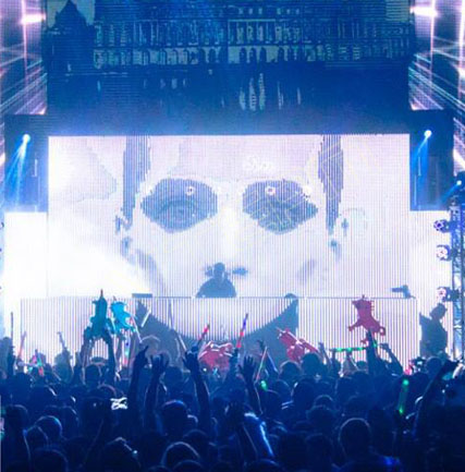 美國(guó)好萊塢戶外DJ秀 LED共形屏iDot-P30項(xiàng)目