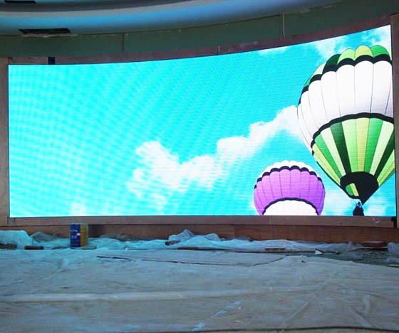 弧形LED顯示屏怎么做？怎樣安裝