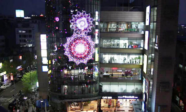 2019年最新透明LED顯示屏報價方案參考